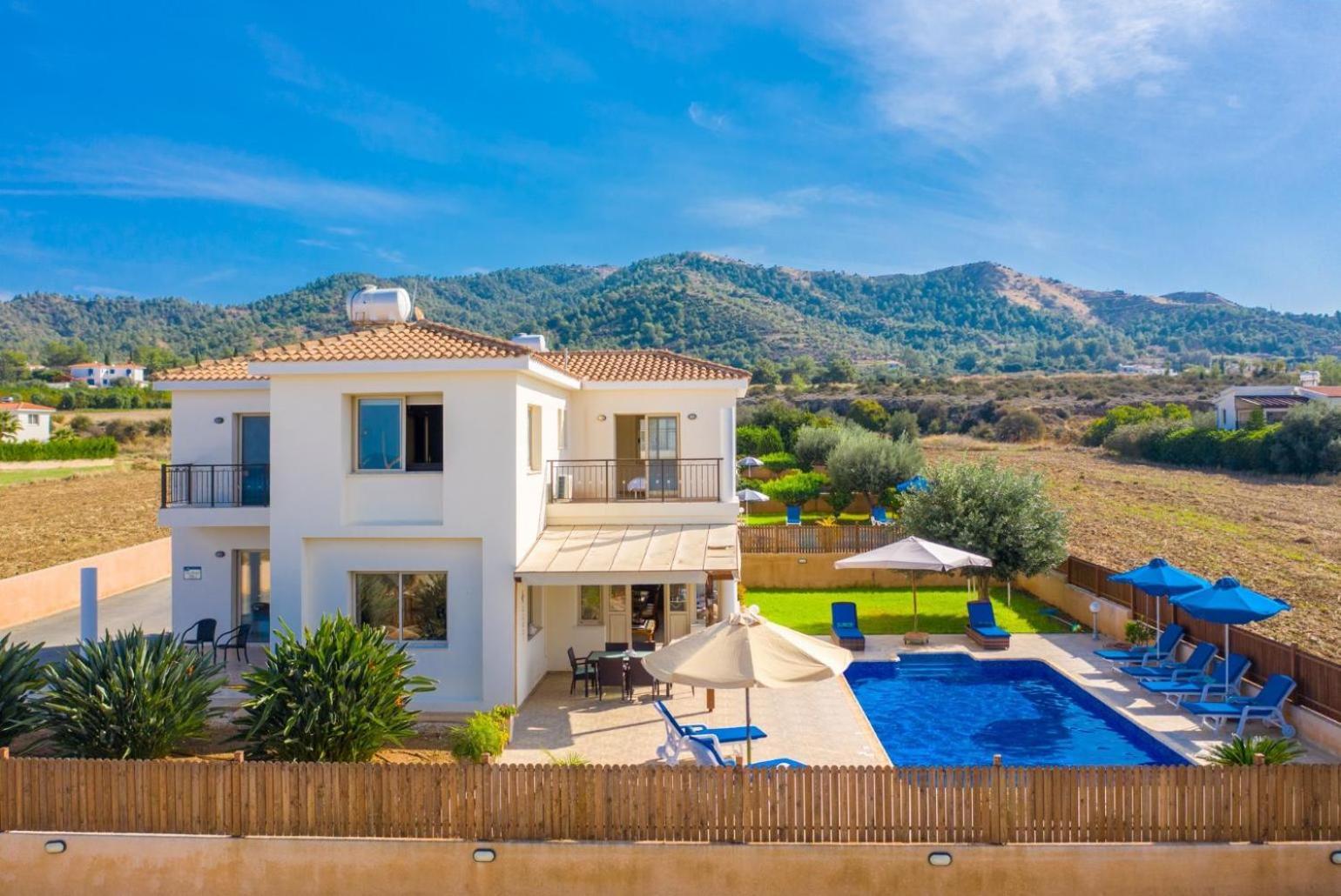 Villa Seashore One Paphos Exterior photo