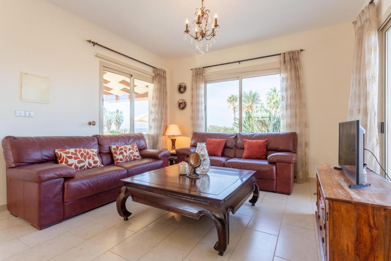Villa Seashore One Paphos Exterior photo